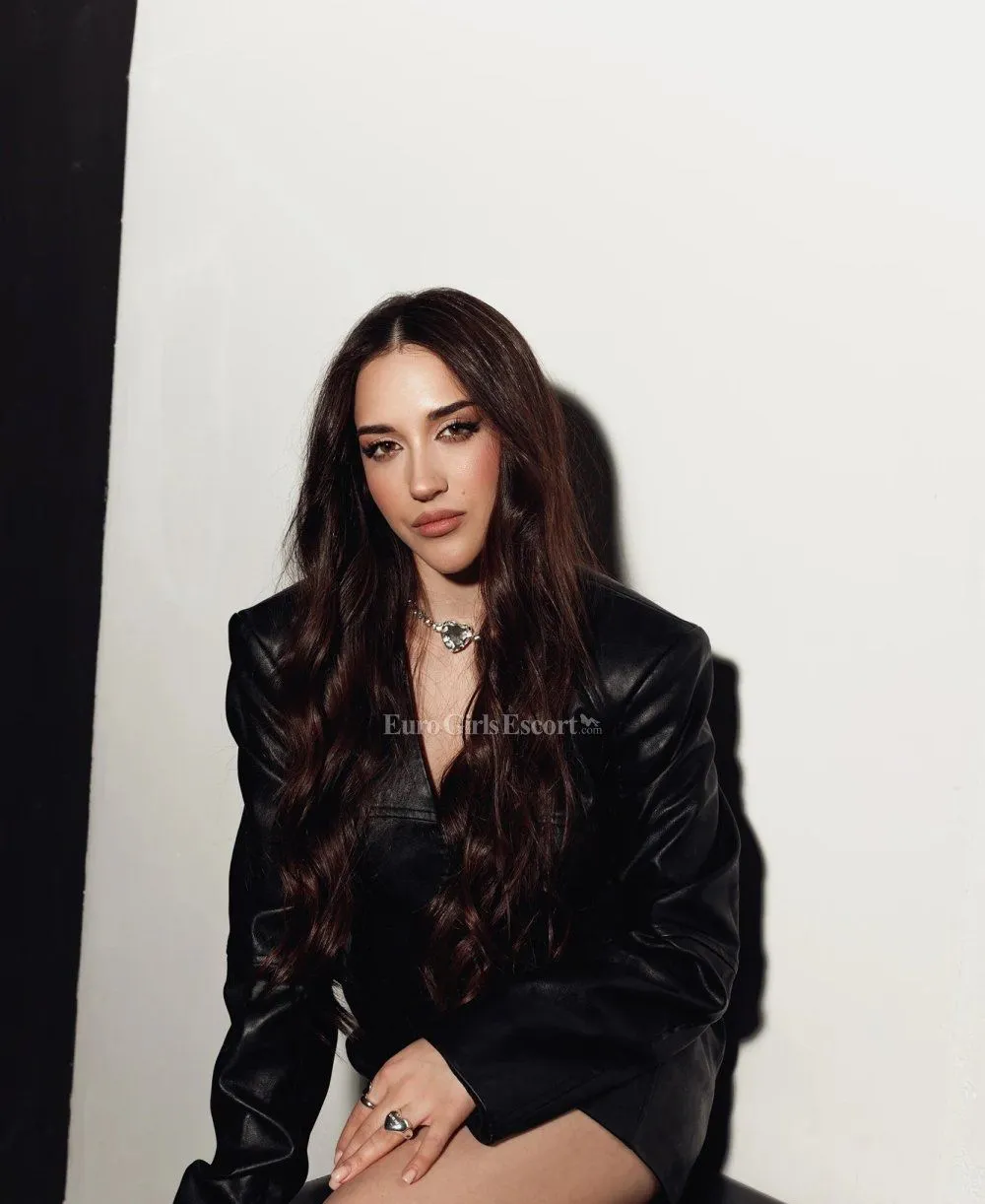 Kristina photo 3