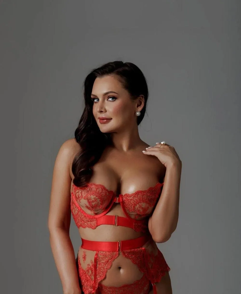 Yana photo 1
