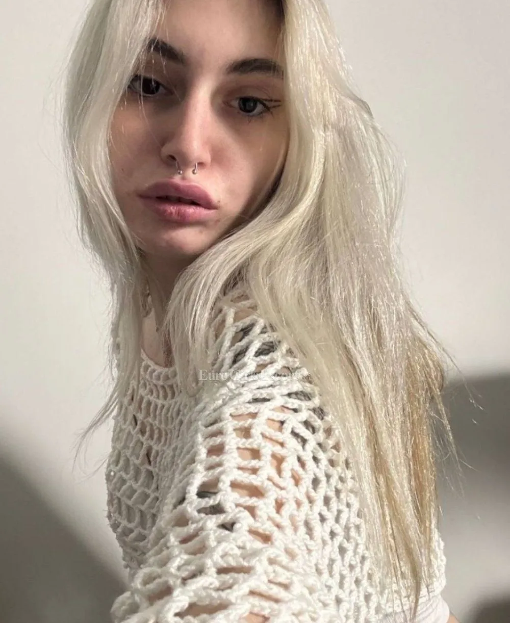 Alexis photo 2